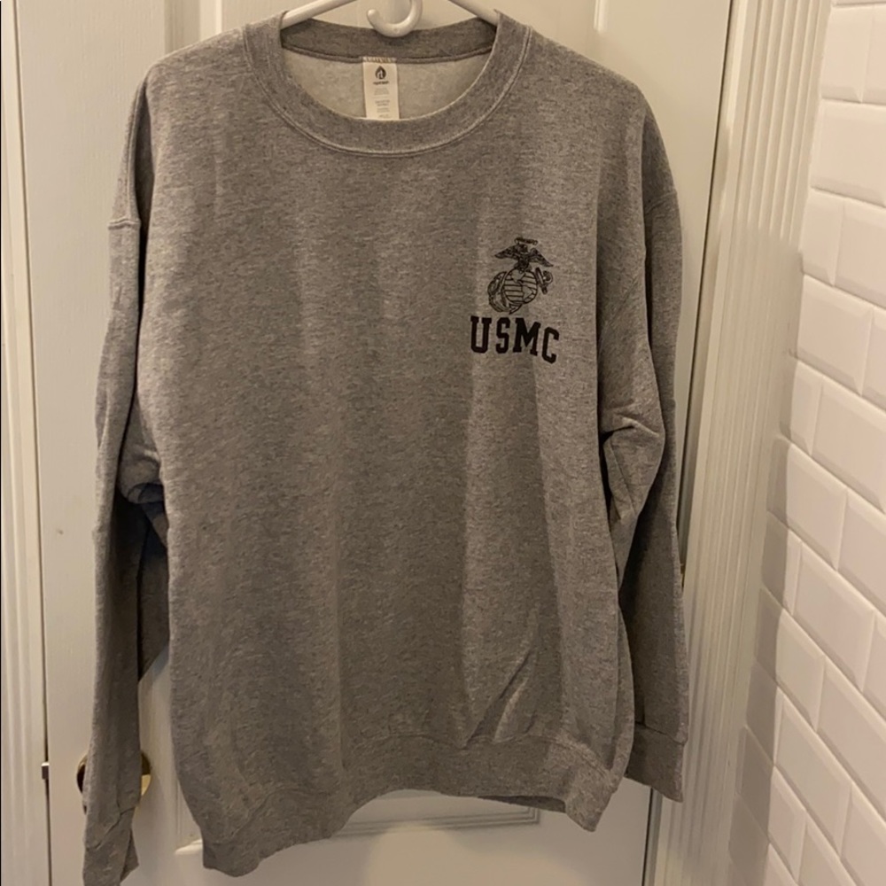 USMC gray long sleeve sweatshirt